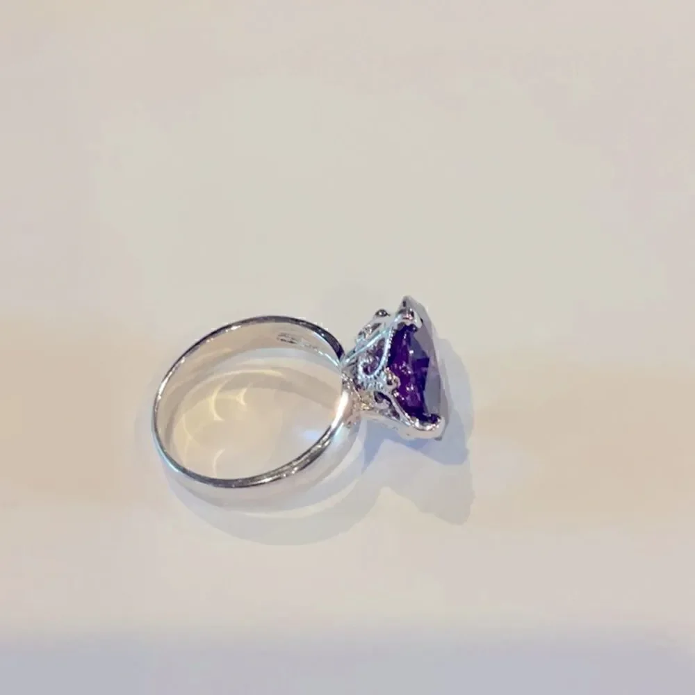 Gorgeous Large Purple Ring